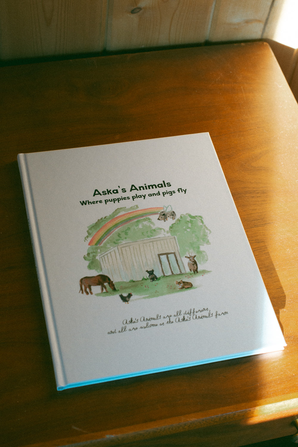 Aska's Animals: Where Puppies Play & Pigs Fly