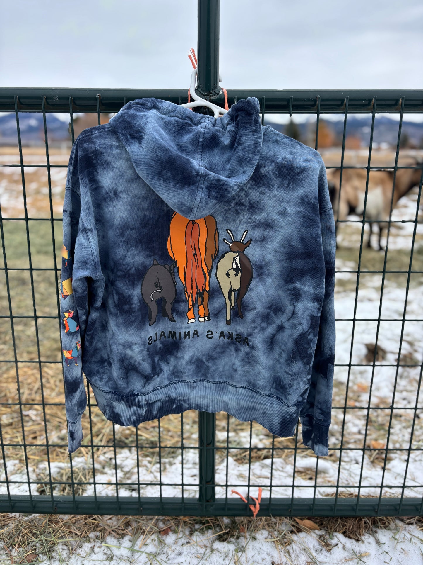 Aska's Animals Upcycled Tie-Dye Sweatshirt - Women's Small